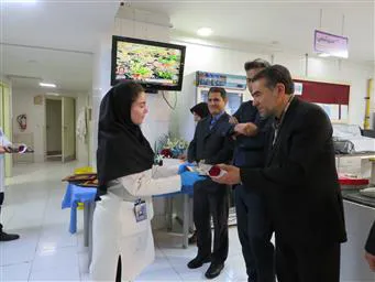 حضور معاون درمان در مراکز درمانی به مناسبت روز علوم آزمایشگاهی